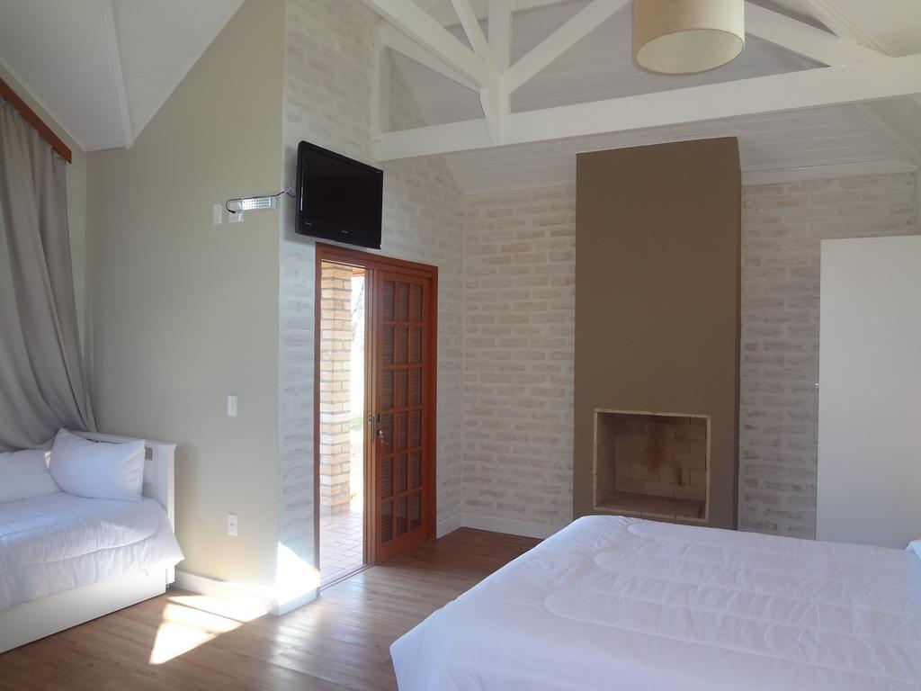 Hotel Pousada Agua Da Mina Монти-Сиан Экстерьер фото